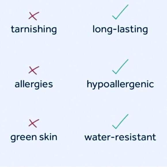 🍂🆕🍂 Elegant 14K Gold Plated Maple 🍁 Leaf Dangle Earrings✨ - Picture 8 of 11